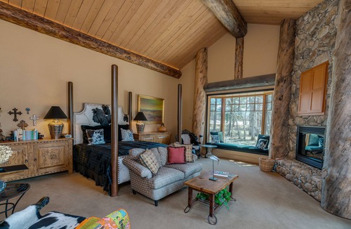 Stevensville Cabin | The Bitterroot Lodge