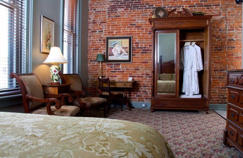 Cedar Falls Community Main Street Hotel | The Black Hawk Hotel