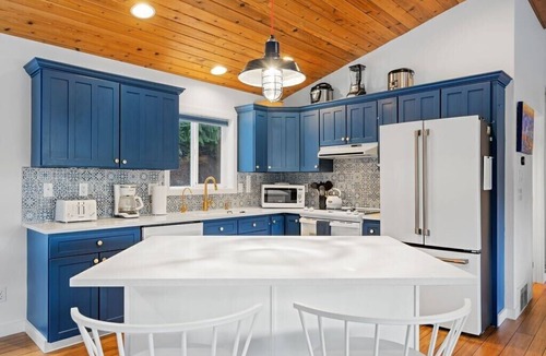 Coeur d'Alene House | The Boathouse Large Modern Renovated Waterfront Home with Decks and Docks