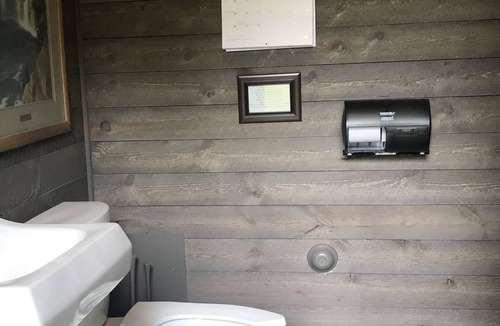 Idaho Falls Cottage | The Bunkie— Bunkhouse Slps 6-7; hot springs, river & ski