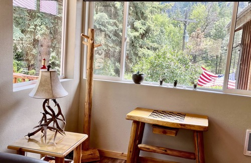 Naches Cabin | “The Cabin” On 410 A Nature Lovers Retreat!