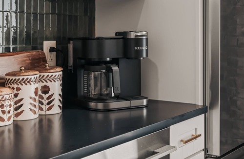 Arts District House | The Carraway Suite Luxury Walk to Broadway!