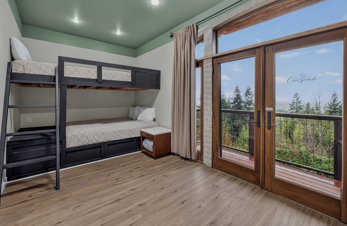 Sedro-Woolley Villa | The Casa Grande - Weddings/Gatherings & Retreats