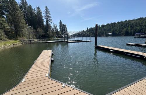 Coeur d'Alene House | The CDA-frame - Lake Views with Boat Slip