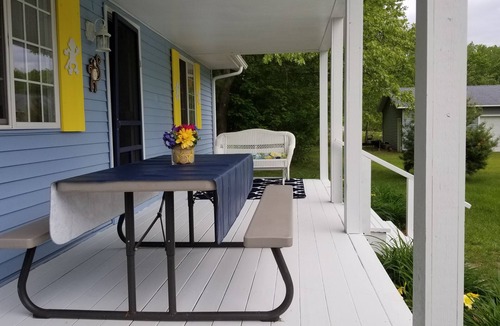 Mears Cottage | THE CHUNKY MONKEY COTTAGE DUNE VACATION IN SILVER LAKE MICHIGAN 3BED/2BATH