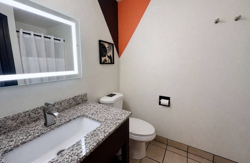 Medford Hotel | The City Center Motel