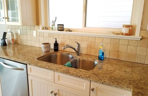Point Roberts House | The Coastal Cottage - Direct Beach Access