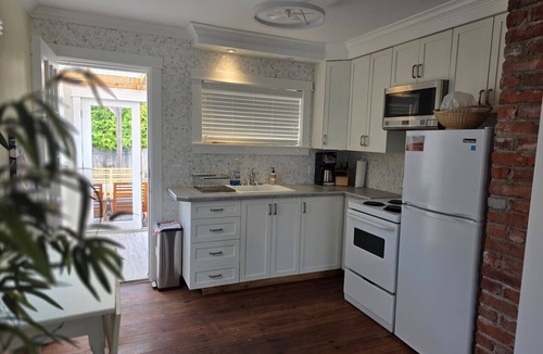 Point Roberts House | The Cottage on Kendor