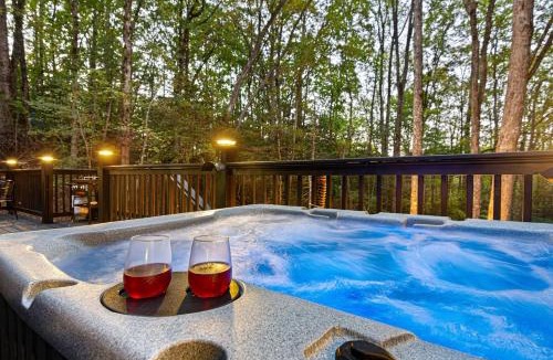 Cashes Valley House | The Cozy-A - Pickleball - Sauna - Fire Pit - Hot Tub