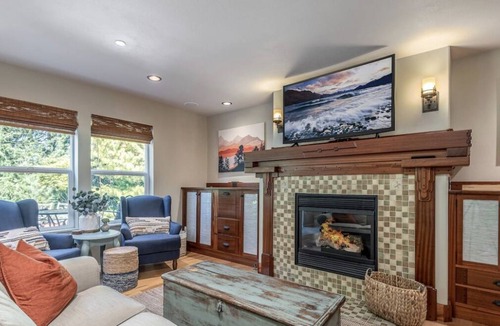 Dupont Villa | The Craftsman’s Garden House