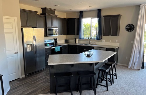The Dalles House | The Crane’s View: Views, Hot Tub, Dog/Kid Friendly!