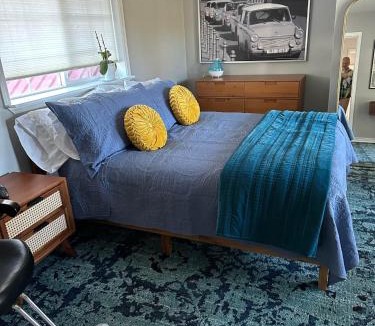 Hailey Bed & Breakfast | The Dandelion SV-Floret. B&B, Reimagined