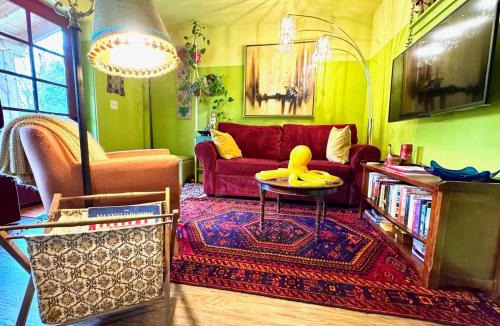 Plainfield Apartment | The Disco Den on Toad Road