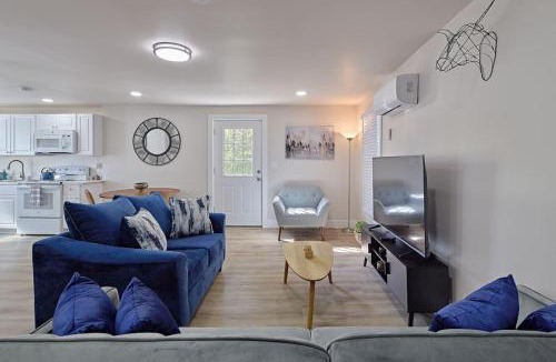 Dunlap House | The Dunlap Escape - Spacious 2BD Home