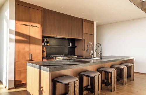 Sandpoint House | The Edge - Modern Retreat with Panoramic Views