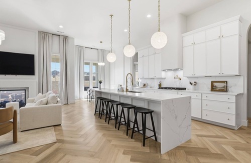 South Richland House | The Estate Retreat + Hot tub