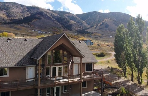 Inkom House | The Farm on Moose Creek-A mountain escape built for families and friends!