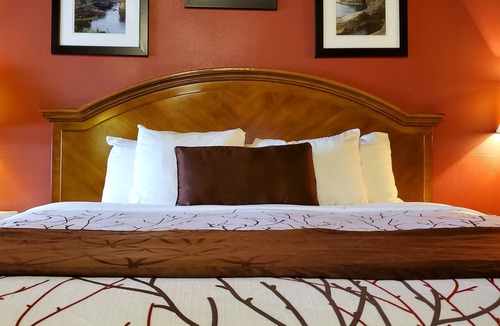 Forks Hotel | The Forks Motel