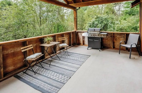 Washougal Cabin | The Gorge Getaway