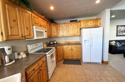 Driggs Condo | The Grand Getaway off Ski Hill Road