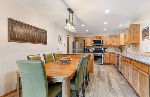 Big Sky House | The Happy Moose | Mountain escape in the heart of Big Sky