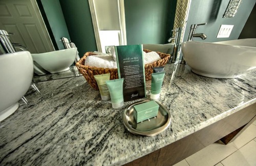 McCammon Hotel | The Harkness Hotel