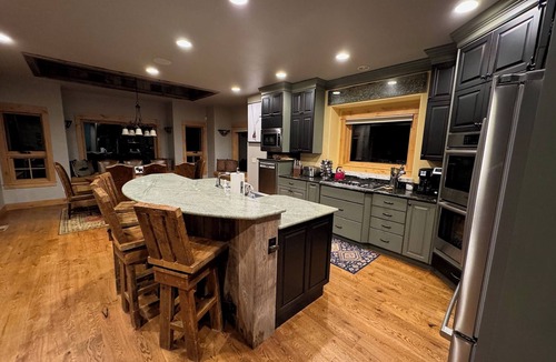 Big Sky House | The Hideout - A cozy, Ski in/Ski out home in Big Sky with Elevator
