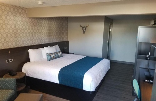 Yakima Hotel | The Hotel Y, a Dazzler Select by Wyndham