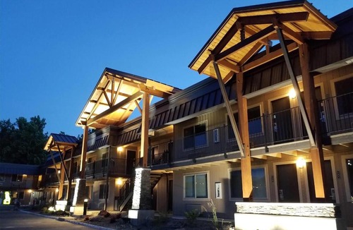 Yakima Hotel | The Hotel Y, a Dazzler Select by Wyndham