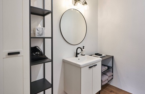 White Salmon Apartment | The Iconica - Vacation Rental # 11 Studio