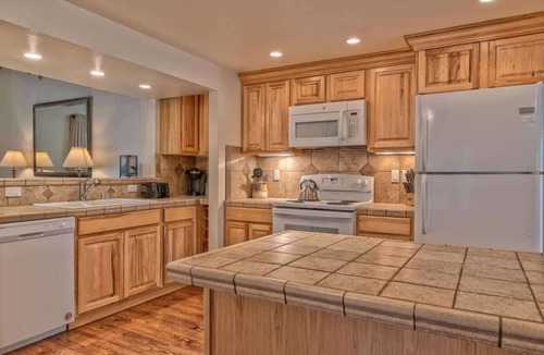 Sunriver House | The ideal pet-friendly home for big groups, family fun, great location, sharc passes included!