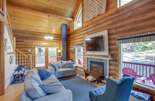 Carey Bay House | 'The InnLet' - Comfy Cabin By Conkling Marina