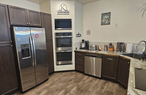 Troy House | The Katherine