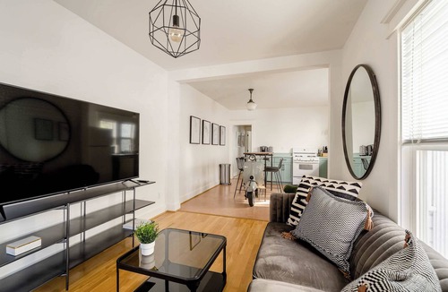 Mississippi District House | The Laid-Back Loft | Mississippi Ave | Parking
