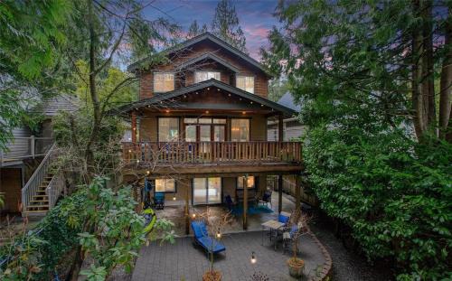 Maple Valley House | The Lakehouse Retreat