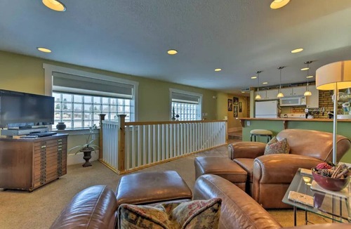Logan Bed & Breakfast | The Loft on Center