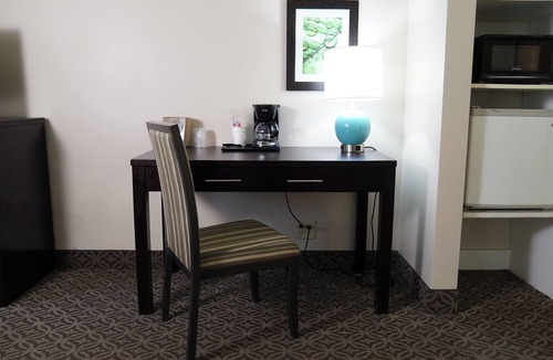 Cliff - Cannon Hotel | The Madison Inn - Hospital District