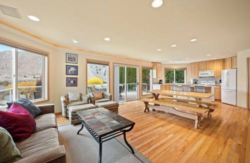 Orondo House | The Mager Lake Home at Sun Cove