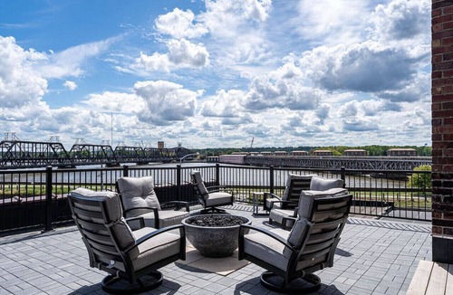 Downtown Apartment | The Nelson Lofts - Unit 4 (2 BR)
