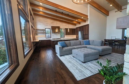 Sandpoint House | The Panoramic Peak: Luxury Lodge at The Idaho Club