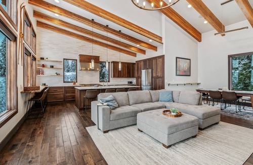 Sandpoint House | The Panoramic Peak: Luxury Lodge at The Idaho Club