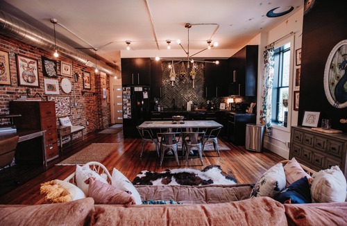 Burlington Apartment | The Peacock Loft — Artistic Loft Escape