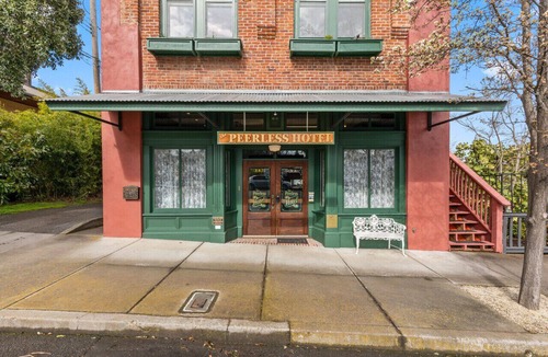 Historic Railroad District Apartment | The Peerless Hotel | Junior Suite #5 | Jetted Tub | Historic District