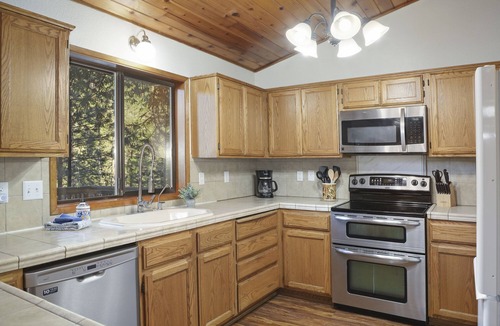 Galice House | The perfect vacation destination, a huge house for your loved ones!