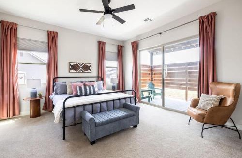 Williams House | The Pines & Putters Retreat