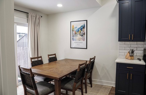Wallace House | The Pines –Your Luxury Wallace Adventure Base near Trails, Ski Resorts & History