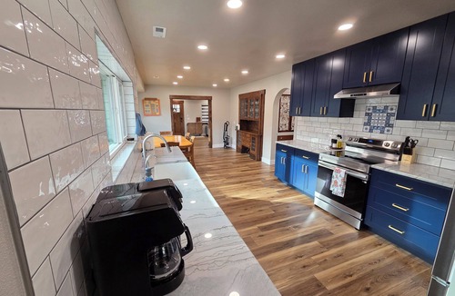 Burley House | The Quilting House a charming craftsman home centrally located in Burley