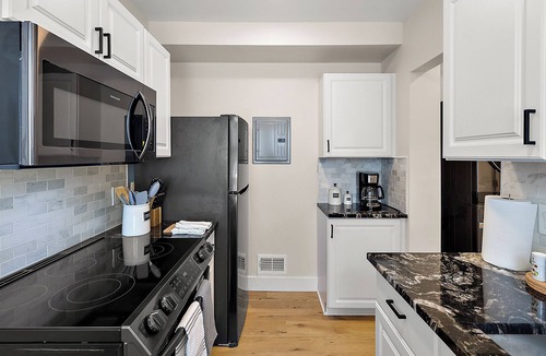 Wayne County Apartment | The Retreat At The Park-2BDR. Upper Unite