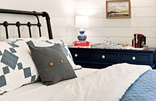 Ball Ground Bed & Breakfast | The Ruby Lee Room at The Ball Ground House