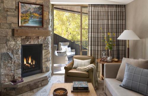 Jackson Hotel | The Rusty Parrot Lodge and Spa